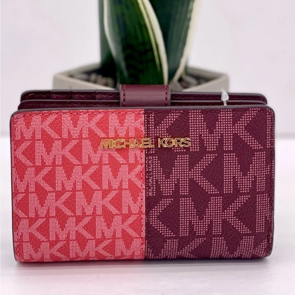 Michael Kors Jet Set Medium Two-Tone Logo Wallet